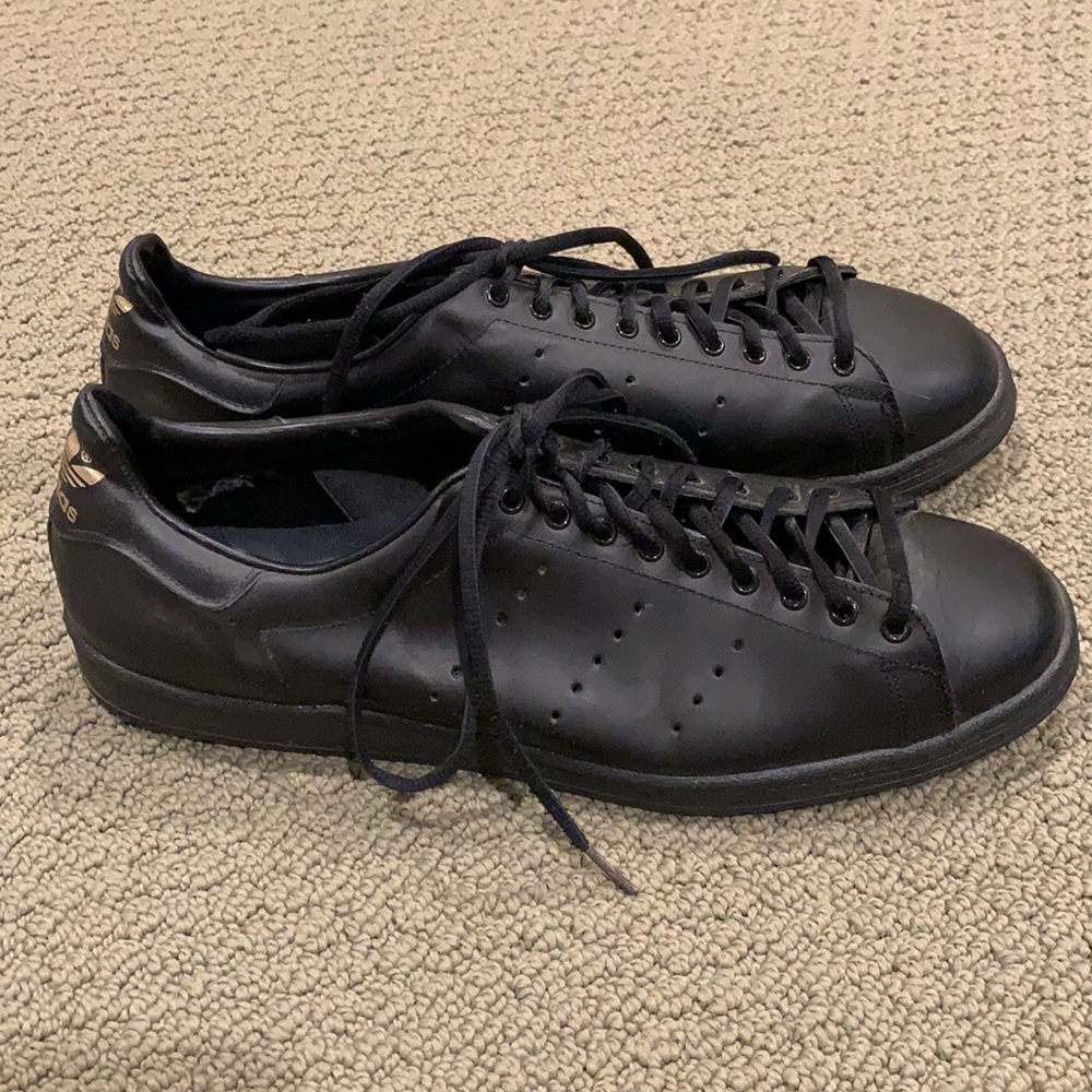 Adidas Sneakers